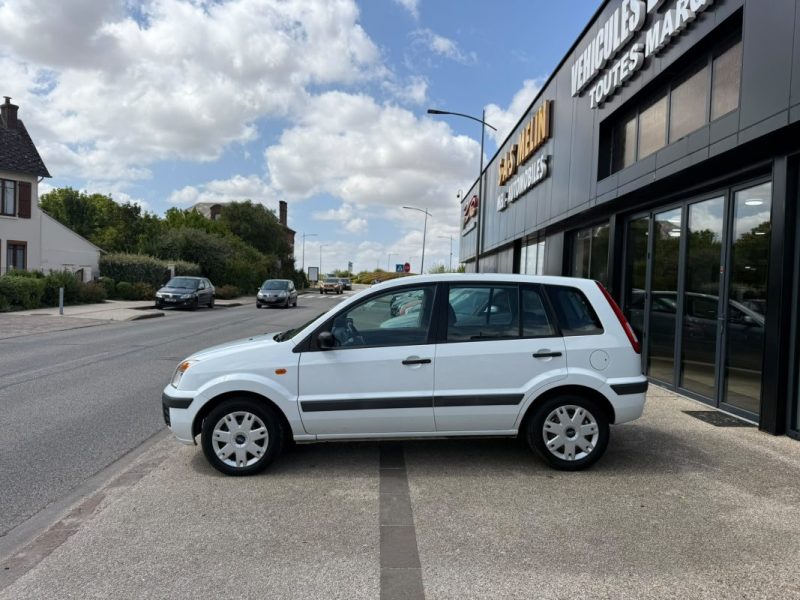 Ford Fusion 1.4 80Ch Trend - 76 107 km