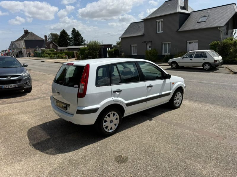 Ford Fusion 1.4 80Ch Trend - 76 107 km