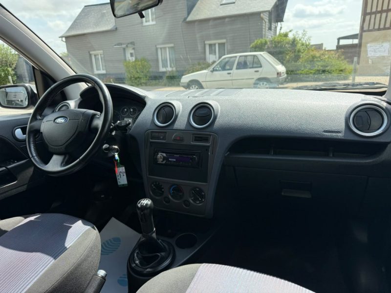 Ford Fusion 1.4 80Ch Trend - 76 107 km