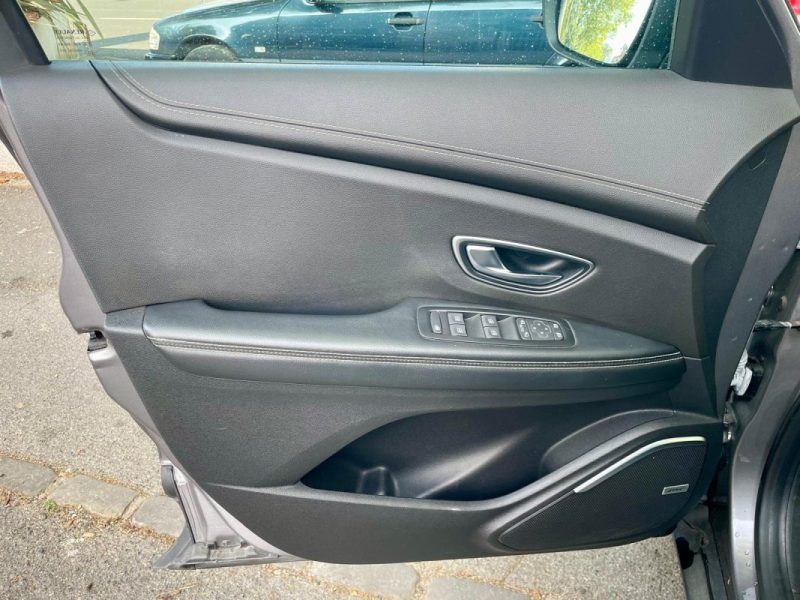 RENAULT SCENIC IV 1.6 dCi 160 BOSE EDITION EDC 