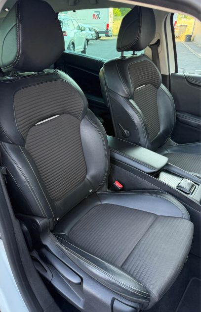 RENAULT GRAND SCENIC - 1.6 DCI - 130 ch - 7 place - GARANTIE 3 MOIS 