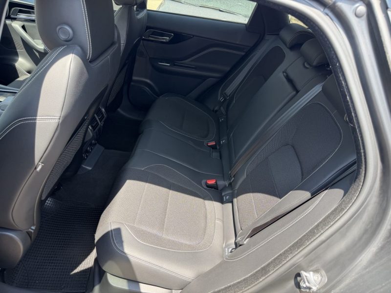 JAGUAR  F-PACE 20D 180CH AWD R-SPORT BVA8 2018