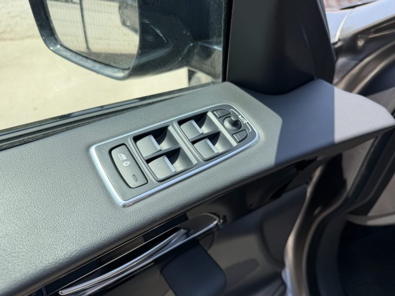 JAGUAR  F-PACE 20D 180CH AWD R-SPORT BVA8 2018