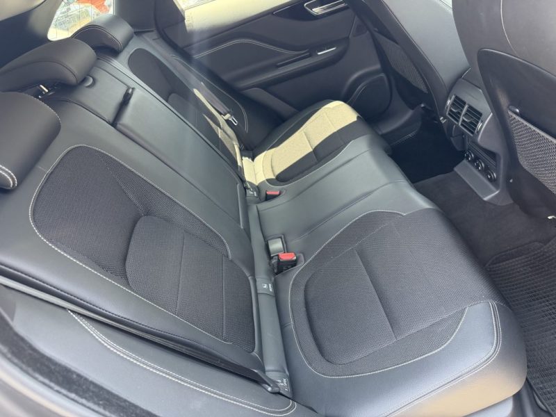JAGUAR  F-PACE 20D 180CH AWD R-SPORT BVA8 2018