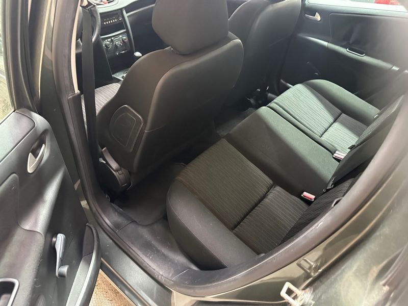 PEUGEOT 207 1.4E ACTIVE 2011