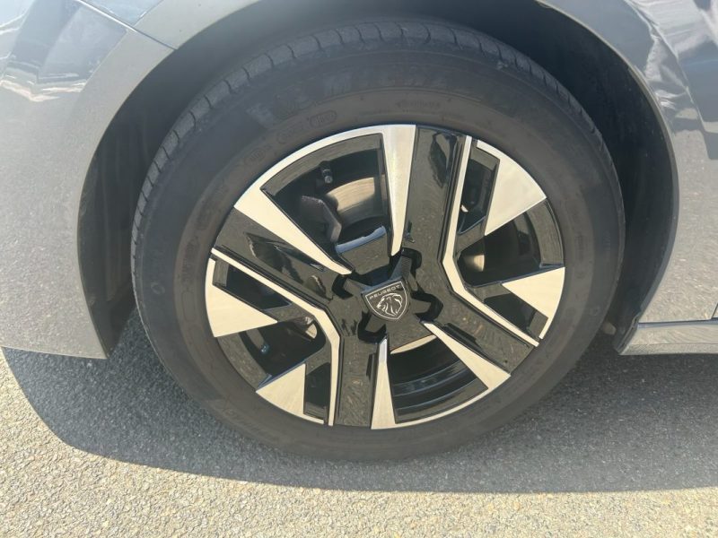 PEUGEOT 208 1.2 100 ALLURE