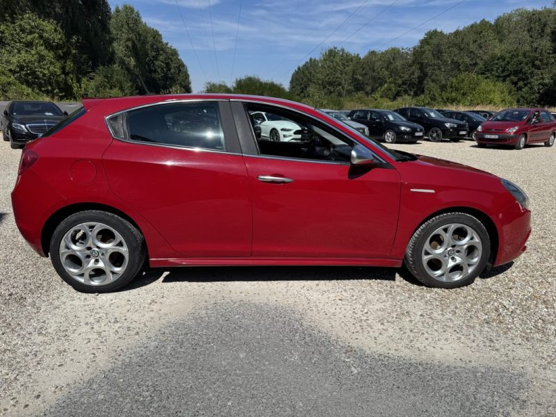 ALFA ROMEO GIULIETTA 1.6 JTDM 120 Super 1ER Main
