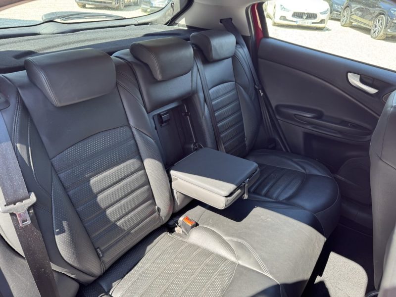 ALFA ROMEO GIULIETTA 1.6 JTDM 120 Super 1ER Main
