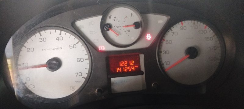 PEUGEOT PARTNER 1.6 HDI 90 CV AN 09 141 KM PROPRE
