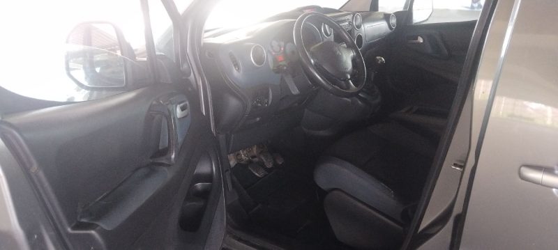 PEUGEOT PARTNER 1.6 HDI 90 CV AN 09 141 KM PROPRE