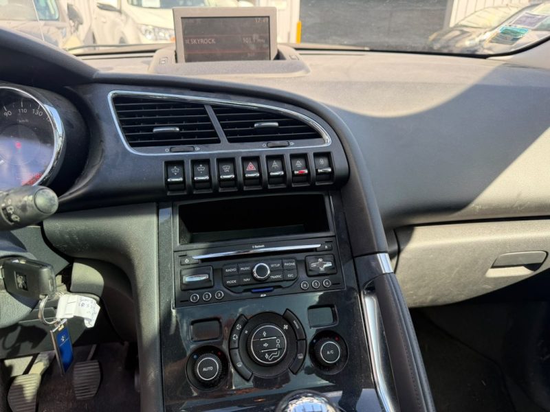 PEUGEOT 3008 1.6 HDI 16V 112 CV FELINE Garantie