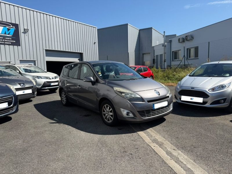 RENAULT GRAND SCENIC 3 1.9 DCI 130CH FAP PRIVILÈGE 7 PLACES Garantie