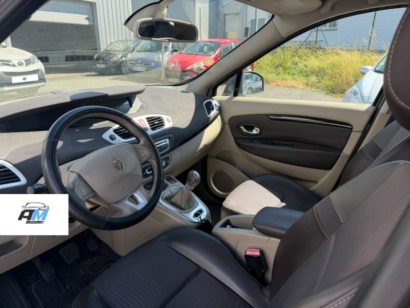 RENAULT GRAND SCENIC 3 1.9 DCI 130CH FAP PRIVILÈGE 7 PLACES Garantie