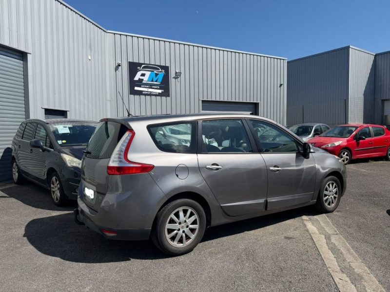 RENAULT GRAND SCENIC 3 1.9 DCI 130CH FAP PRIVILÈGE 7 PLACES Garantie