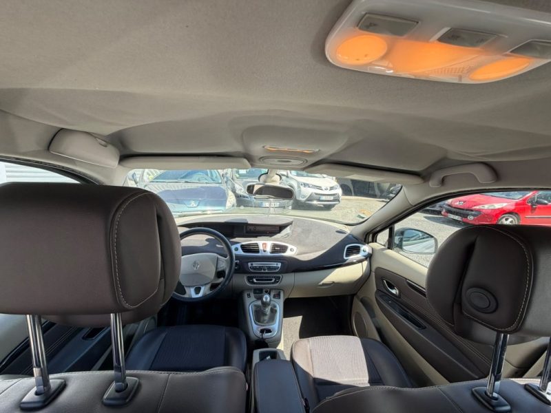 RENAULT GRAND SCENIC 3 1.9 DCI 130CH FAP PRIVILÈGE 7 PLACES Garantie