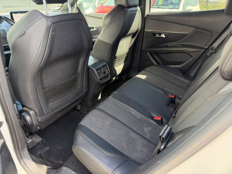 PEUGEOT 3008 II 1.5 BLUEHDI 130CH  GT LINE S&S EAT8 Garantie