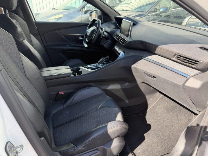 PEUGEOT 3008 II 1.5 BLUEHDI 130CH  GT LINE S&S EAT8 Garantie