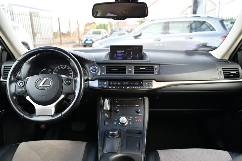 LEXUS CT200H 1.8 136CH DESIGN 10/2015