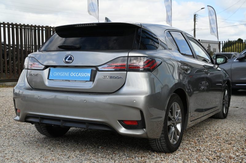 LEXUS CT200H 1.8 136CH DESIGN 10/2015