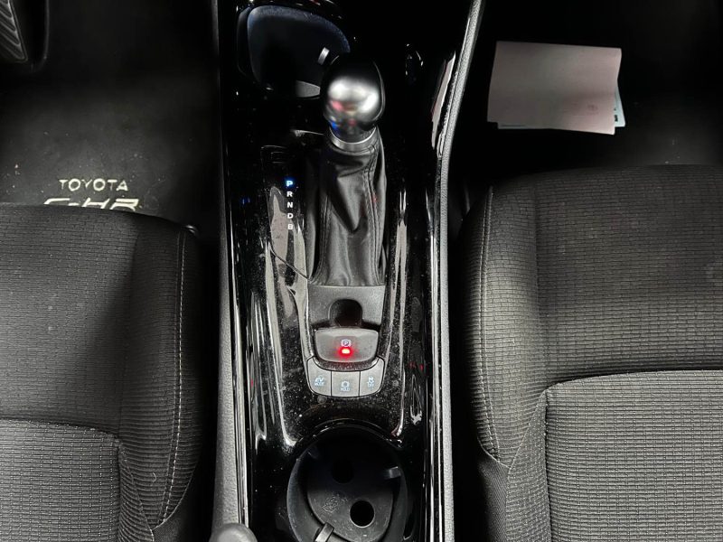 TOYOTA C-HR SUV HYBRIDE 1.8 DESIGN 122cv/1 ERE MAIN/TVA RECUPERABLE