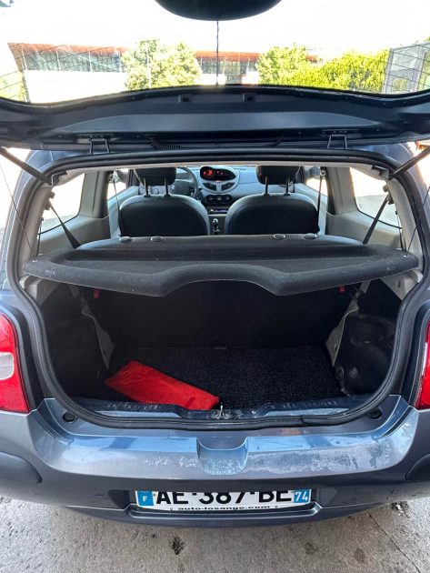 RENAULT TWINGO II 1.2 75 RIP CURL