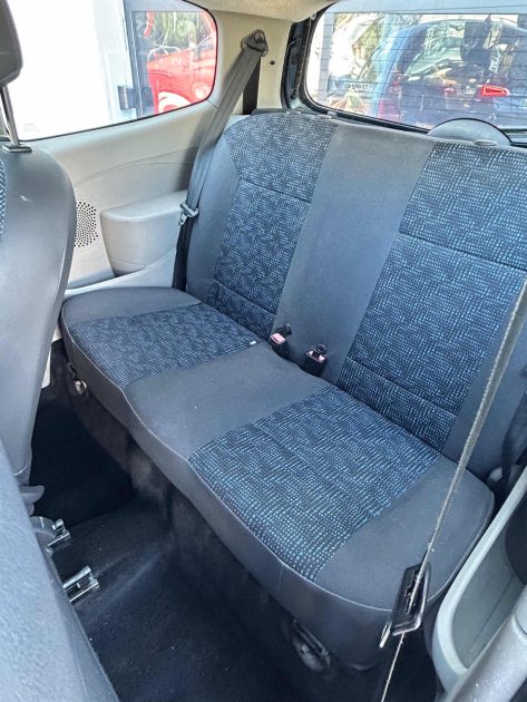 RENAULT TWINGO II 1.2 75 RIP CURL