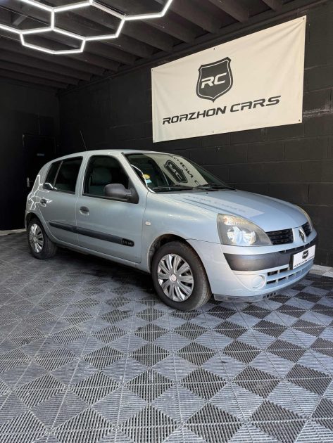 RENAULT CLIO CONFORT AUTHENTIQUE 1.4 i 1er main