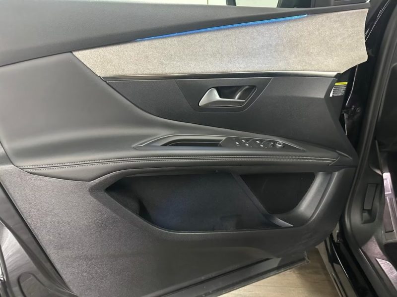 Peugeot 3008 1.5 BLUEHDI 130CH S&S GT EAT8