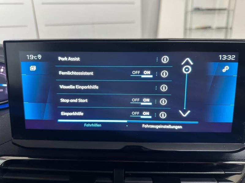 PEUGEOT 3008 BLUEHDI EAT8 GT – PANO – CAMÉRA 360° – COCKPIT NUMÉRIQUE 3D 2023