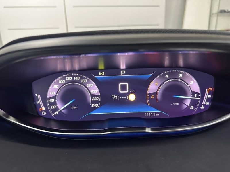 PEUGEOT 3008 BLUEHDI EAT8 GT – PANO – CAMÉRA 360° – COCKPIT NUMÉRIQUE 3D 2023