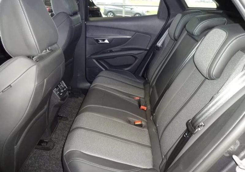 PEUGEOT 3008 HYBRID 225 E-EAT8 ALLURE – CAMÉRA 180° – JANTES 18\" 2022