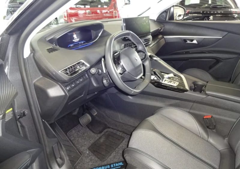 PEUGEOT 3008 HYBRID 225 E-EAT8 ALLURE – CAMÉRA 180° – JANTES 18\" 2022