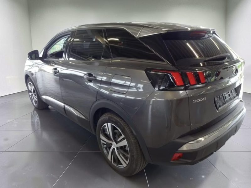 PEUGEOT 3008 HYBRID 225 E-EAT8 ALLURE – CAMÉRA 180° – JANTES 18\" 2022