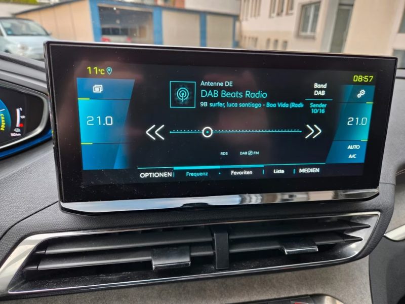 PEUGEOT 3008 HYBRID4 300 GT – 4 ROUES MOTRICES – SYSTÈME HI-FI FOCAL – AUTONOMIE ÉLECTRIQUE JUSQU\'À 66 KM 2022