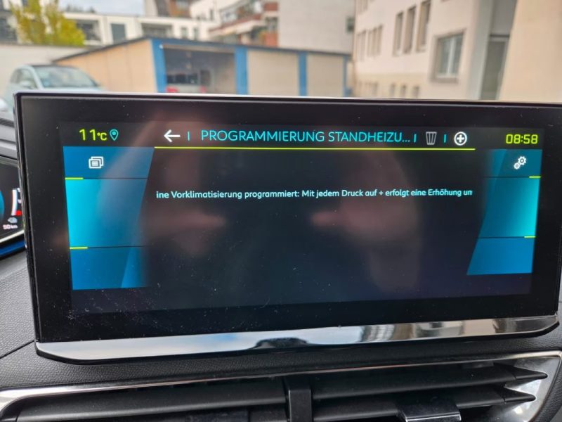 PEUGEOT 3008 HYBRID4 300 GT – 4 ROUES MOTRICES – SYSTÈME HI-FI FOCAL – AUTONOMIE ÉLECTRIQUE JUSQU\'À 66 KM 2022