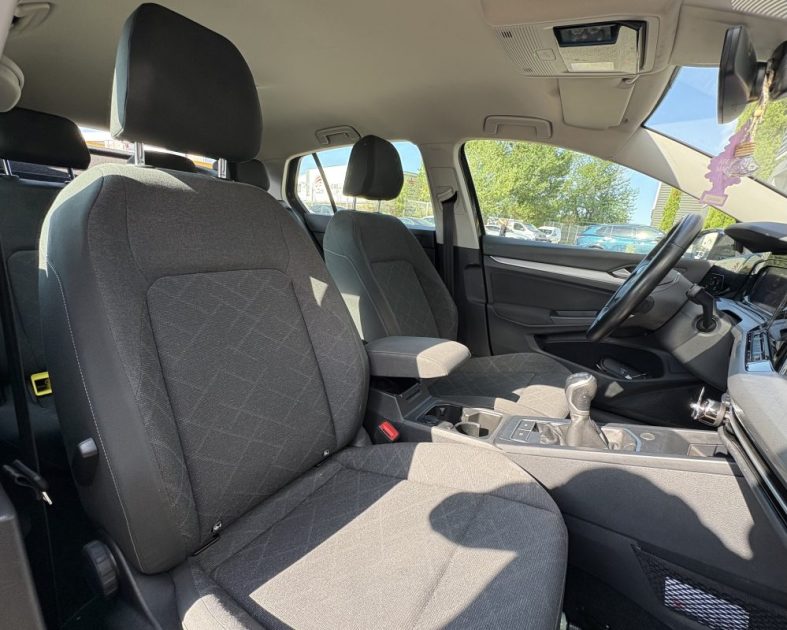 Volkswagen Golf VIII 1.0 TSI 110ch 2020 — CAMERA DE RECUL - Carplay - GARANTIE 6 MOIS
