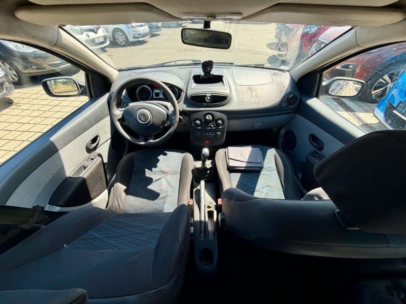 RENAULT CLIO III CONFORT DYNAMIQUE 1.5DCI 70CH