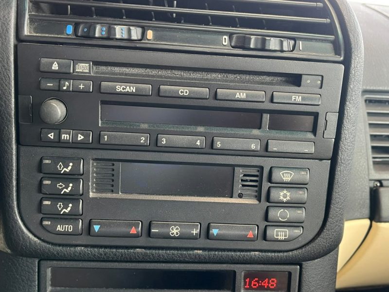 🚗 B.M.W. M3 3.2 💨 321 Ch 🔥 Sièges chauffants 🎵 Silencieux Supersprint ❄️ Climatisation