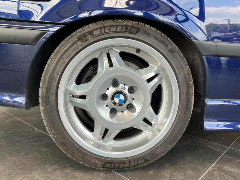 🚗 B.M.W. M3 3.2 💨 321 Ch 🔥 Sièges chauffants 🎵 Silencieux Supersprint ❄️ Climatisation