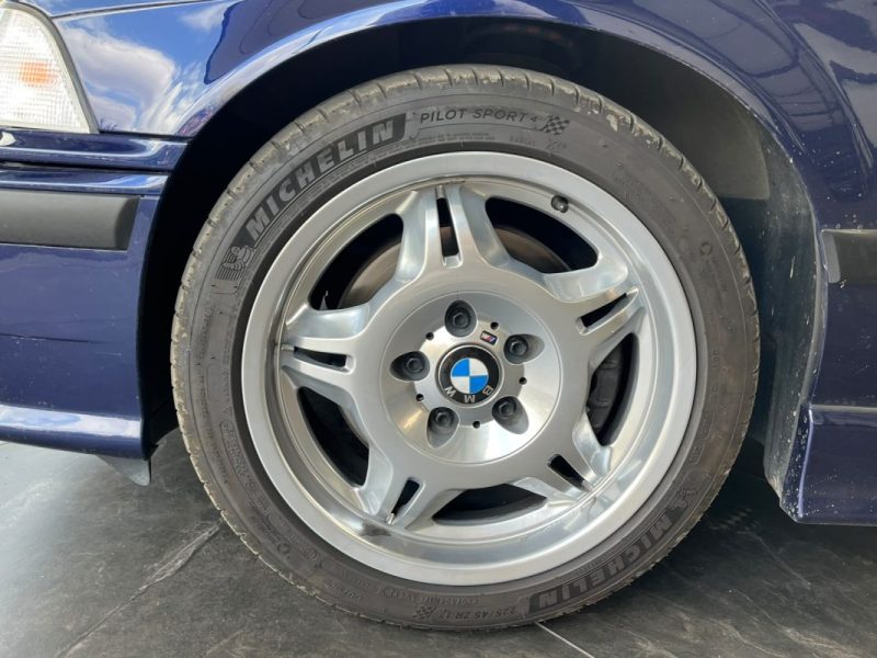 🚗 B.M.W. M3 3.2 💨 321 Ch 🔥 Sièges chauffants 🎵 Silencieux Supersprint ❄️ Climatisation