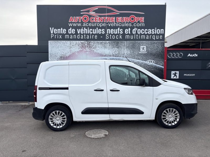 TOYOTA PRO.CITY CITY MEDIUM 1.5 100 D-4D BUSINESS 2021