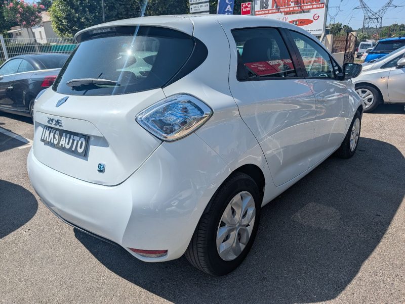 RENAULT ZOE Z.E LIFE R240 90CH ACHAT INTEGRAL 2E MAIN GARANTIE 12 MOIS