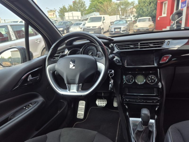 DS DS3 1.2  110 PERFORMANCE LINE EAT 2019