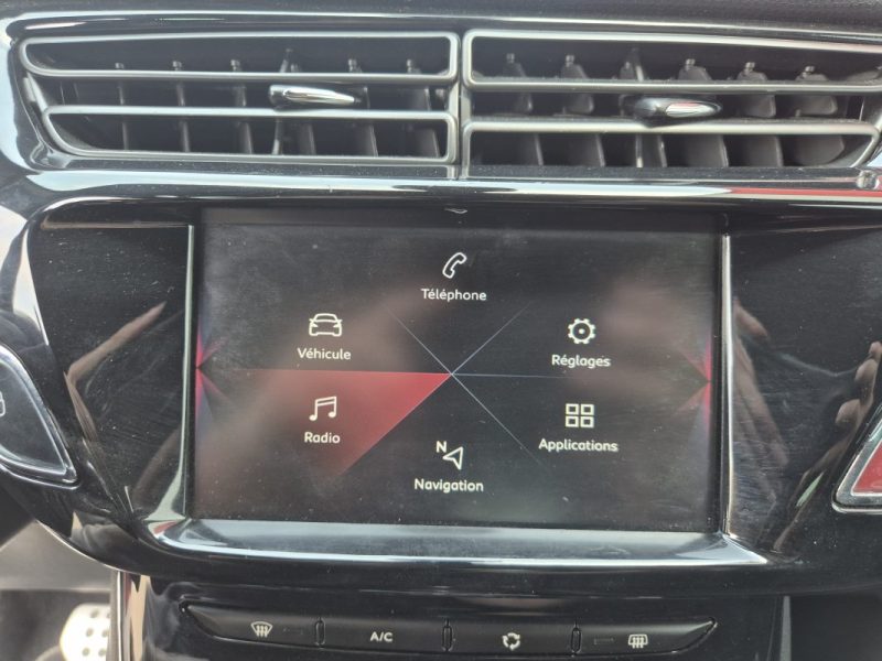 DS DS3 1.2  110 PERFORMANCE LINE EAT 2019