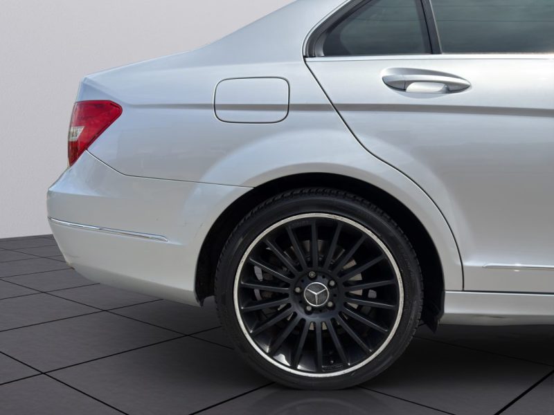 MERCEDES CLASSE C C300 CDI AVANTGARDE 4MATIC BA  231 cv