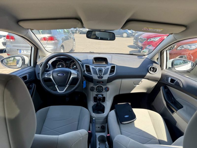 FORD FIESTA 1.25 60CH AMBIENTE 2013