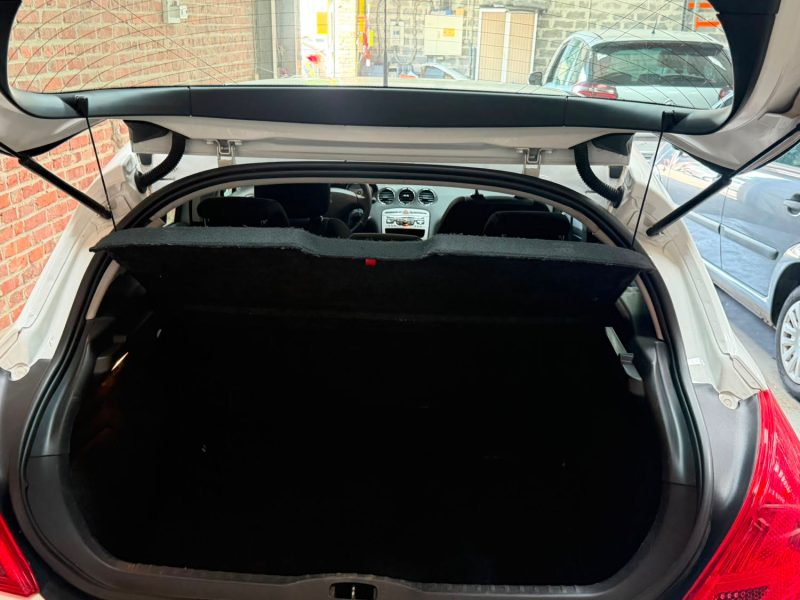 PEUGEOT 308 1.6 HDI 92 BUSINESS PACK 2011