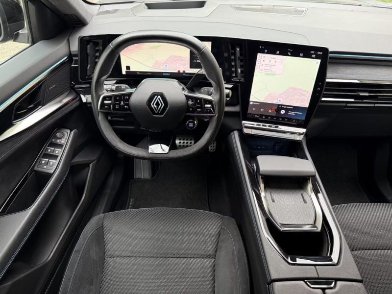 RENAULT AUSTRAL E-TECH FULL HYBRID 200 ICONIC ESPRIT ALPINE – AFFICHAGE TÊTE HAUTE – HARMAN/KARDON – CAMÉRA 360° 2023