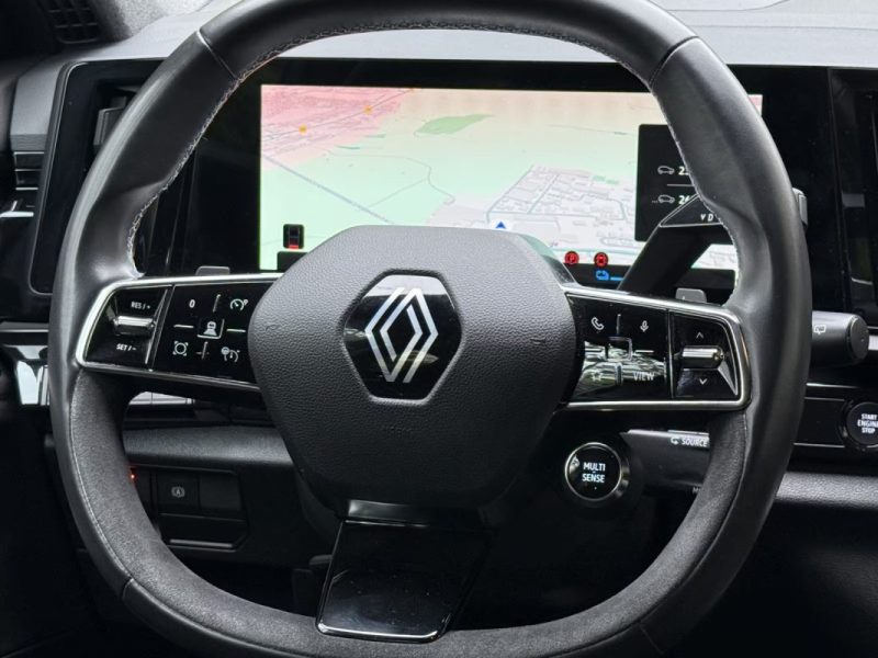 RENAULT AUSTRAL E-TECH FULL HYBRID 200 ICONIC ESPRIT ALPINE – AFFICHAGE TÊTE HAUTE – HARMAN/KARDON – CAMÉRA 360° 2023