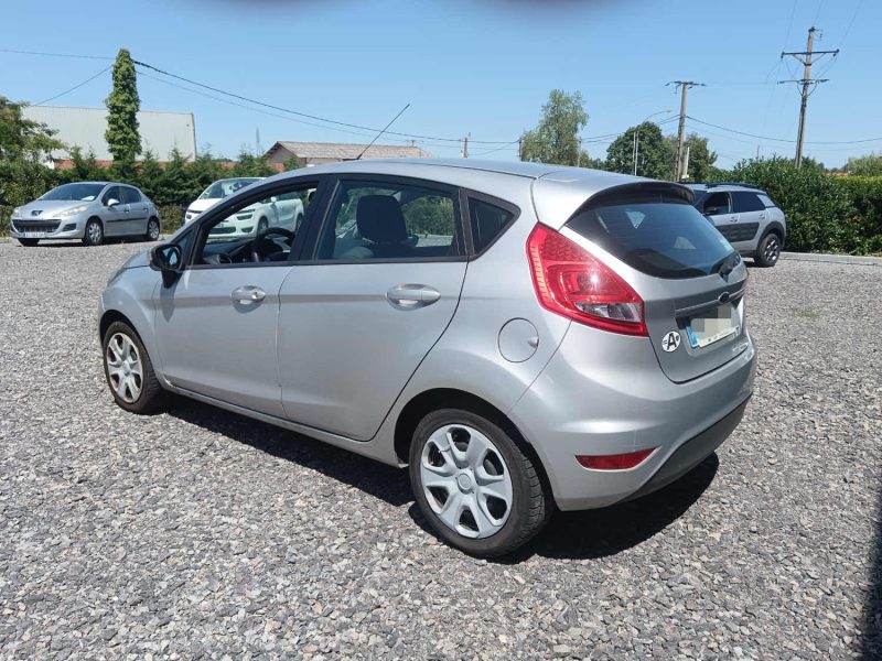 FORD FIESTA 1.25 82 CV AMBIENTE / CLIM USB AUX / 112650 KMS
